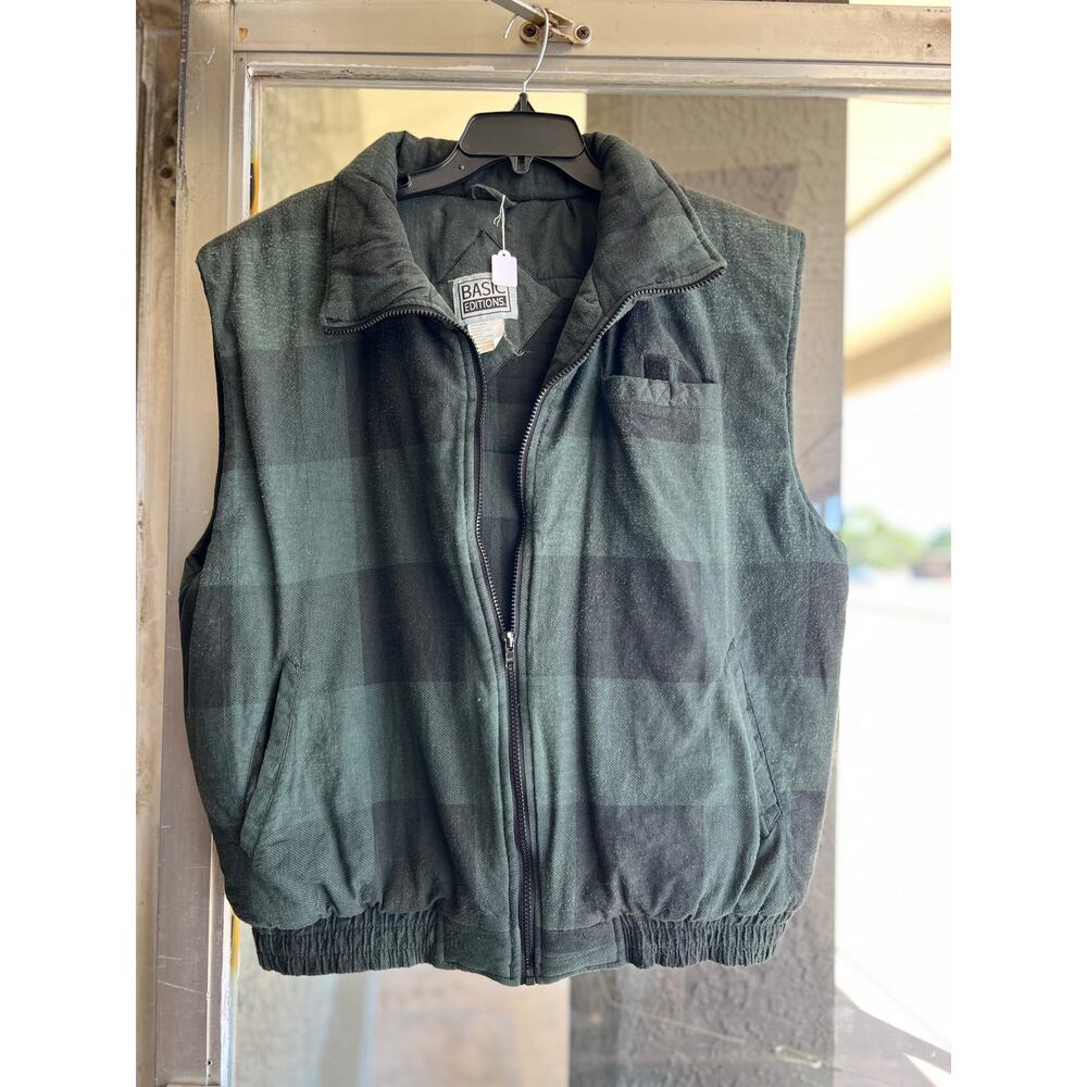 Vintage 1990’s Basic Edition plaid puffer vest size L